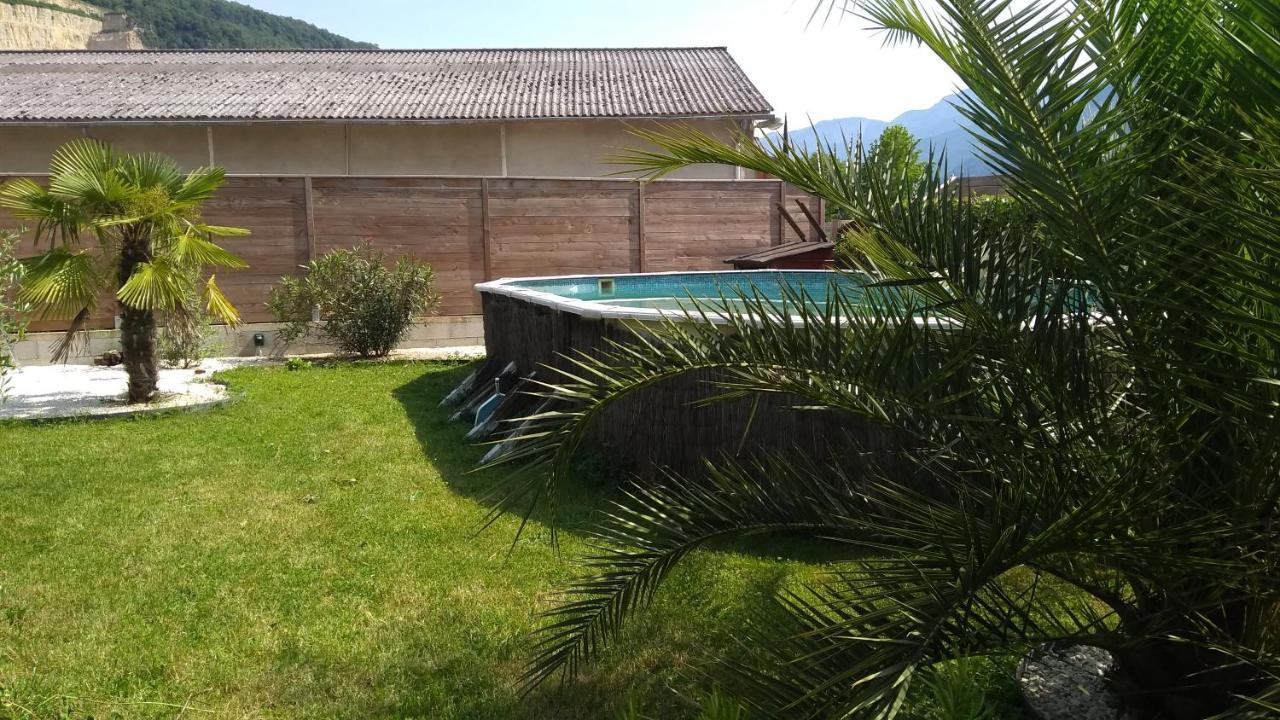 Maison Avec Piscine Entre Chartreuse Et Vercors La Buisse Bagian luar foto